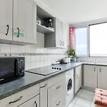 1br Flat View On Eiffel Tower&sacré-coeur Paris