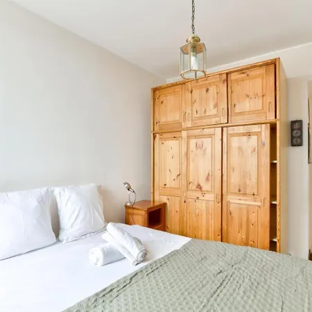 1br Flat View On Eiffel Tower And Sacre-coeur *