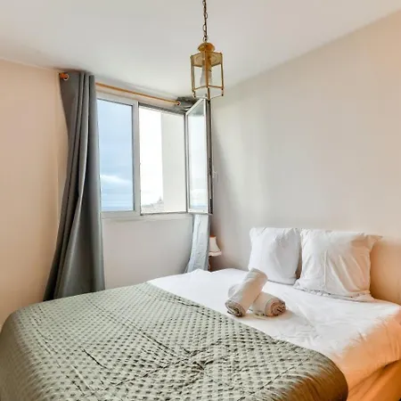 1br Flat View On Eiffel Tower And Sacre-coeur Paříž