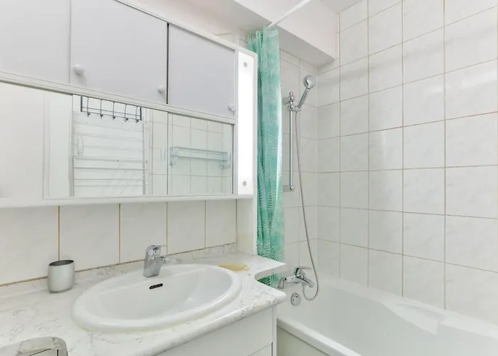 1br Flat View On Eiffel Tower And Sacre-coeur 아파트 파리